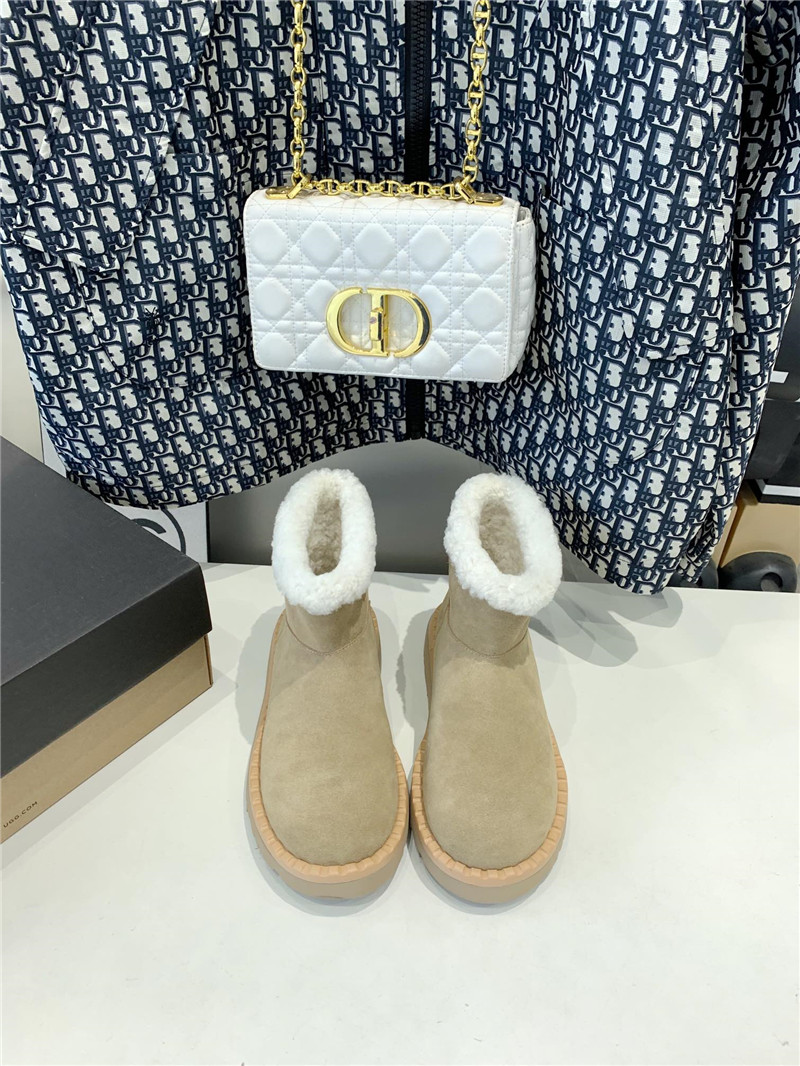 UGG Shearling Beige Suede Boots