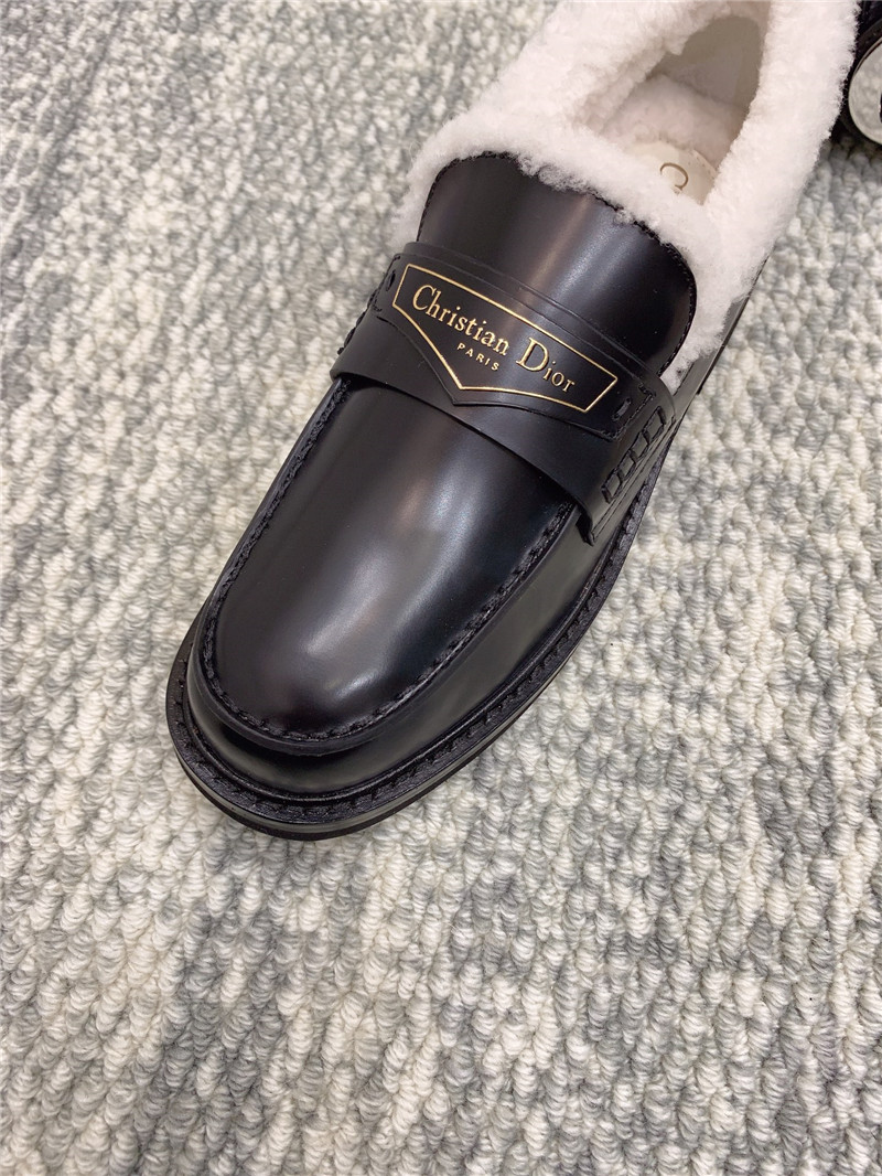 D10r new wool loafers