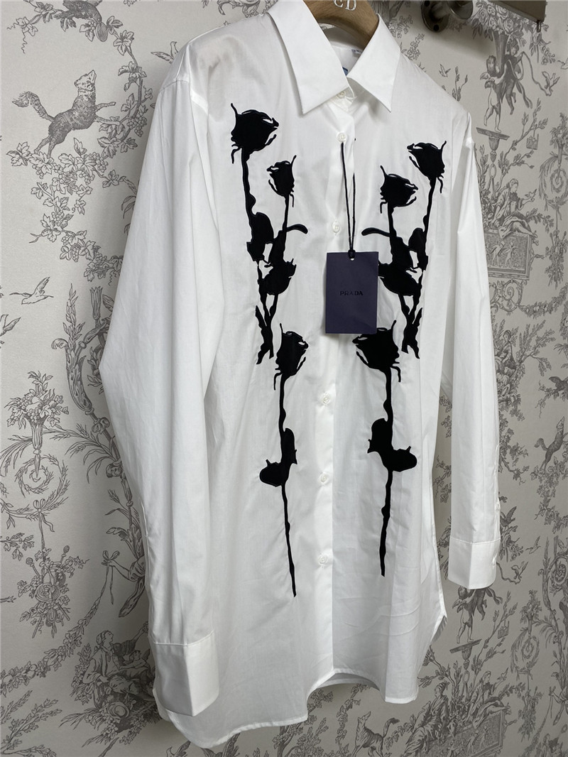 Pra*a early spring new shirt