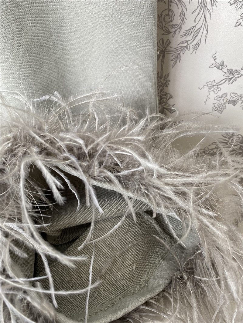 Pra*a new feather trousers