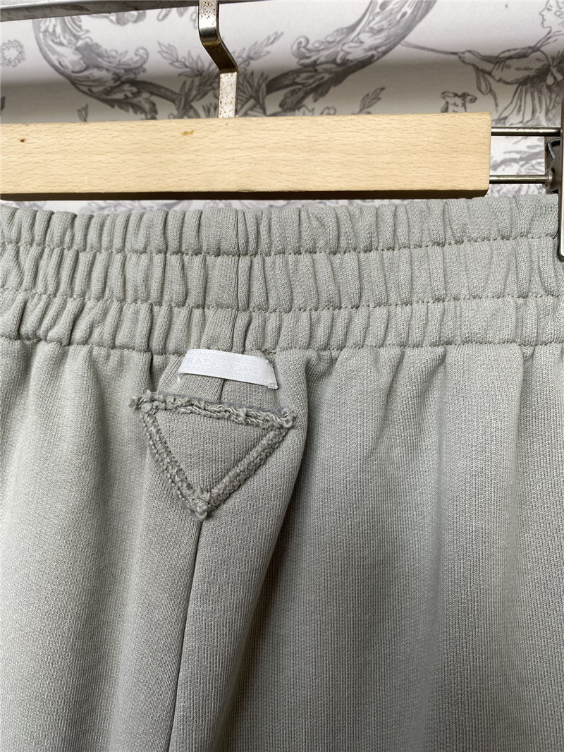 Pra*a new feather trousers