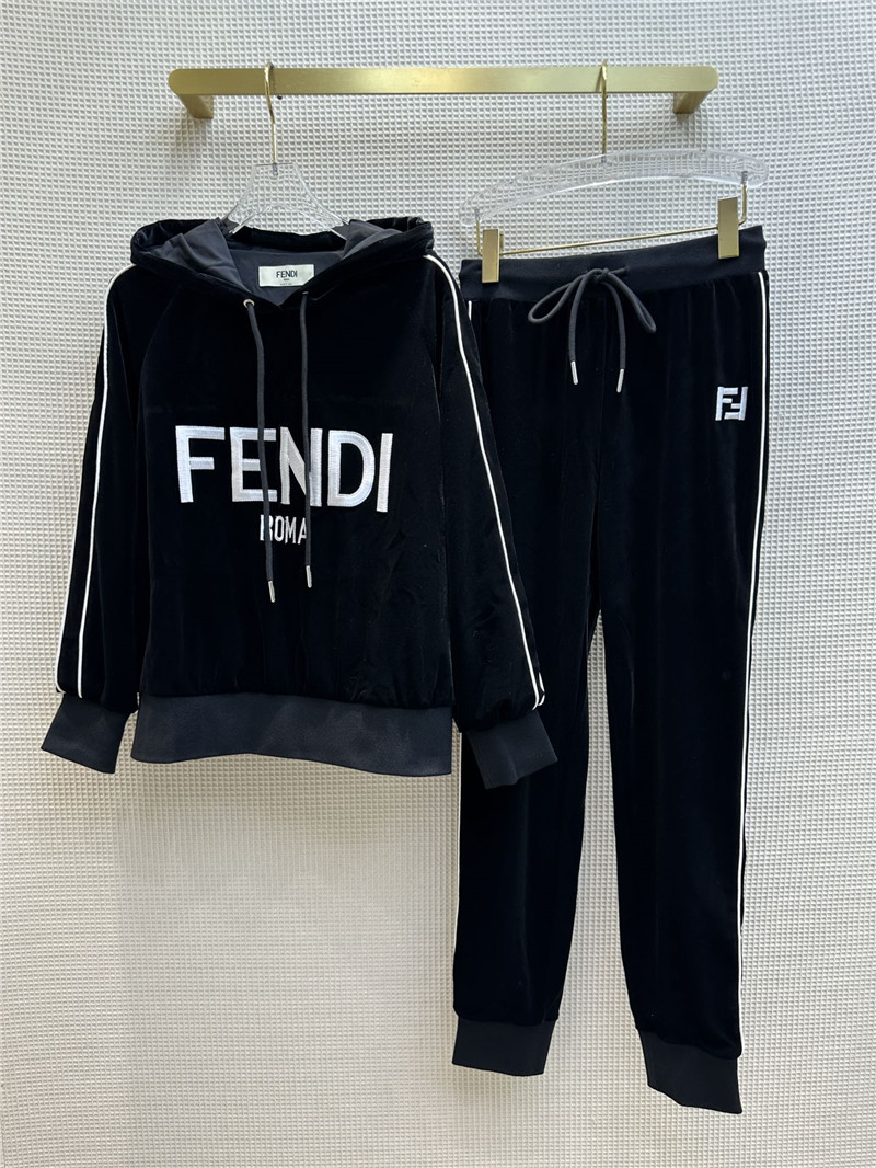 F**di hooded contrasting velvet top + casual pants set