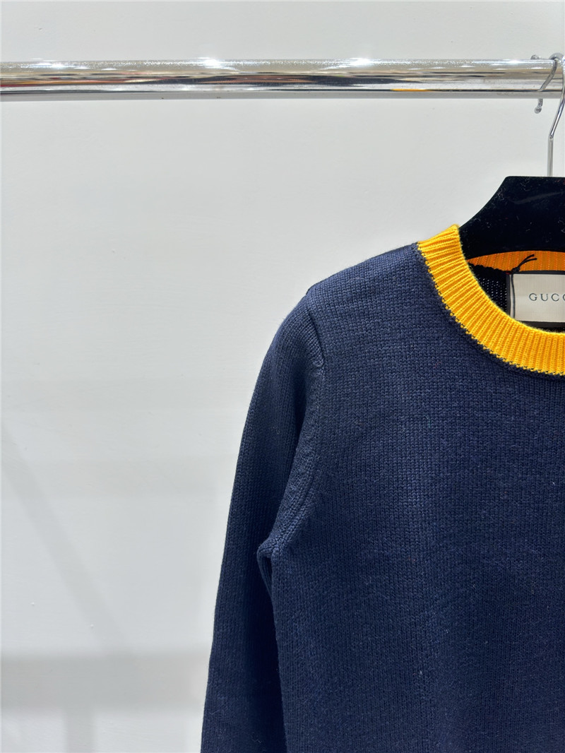Gvc*1 logo knitted sweater in navy
