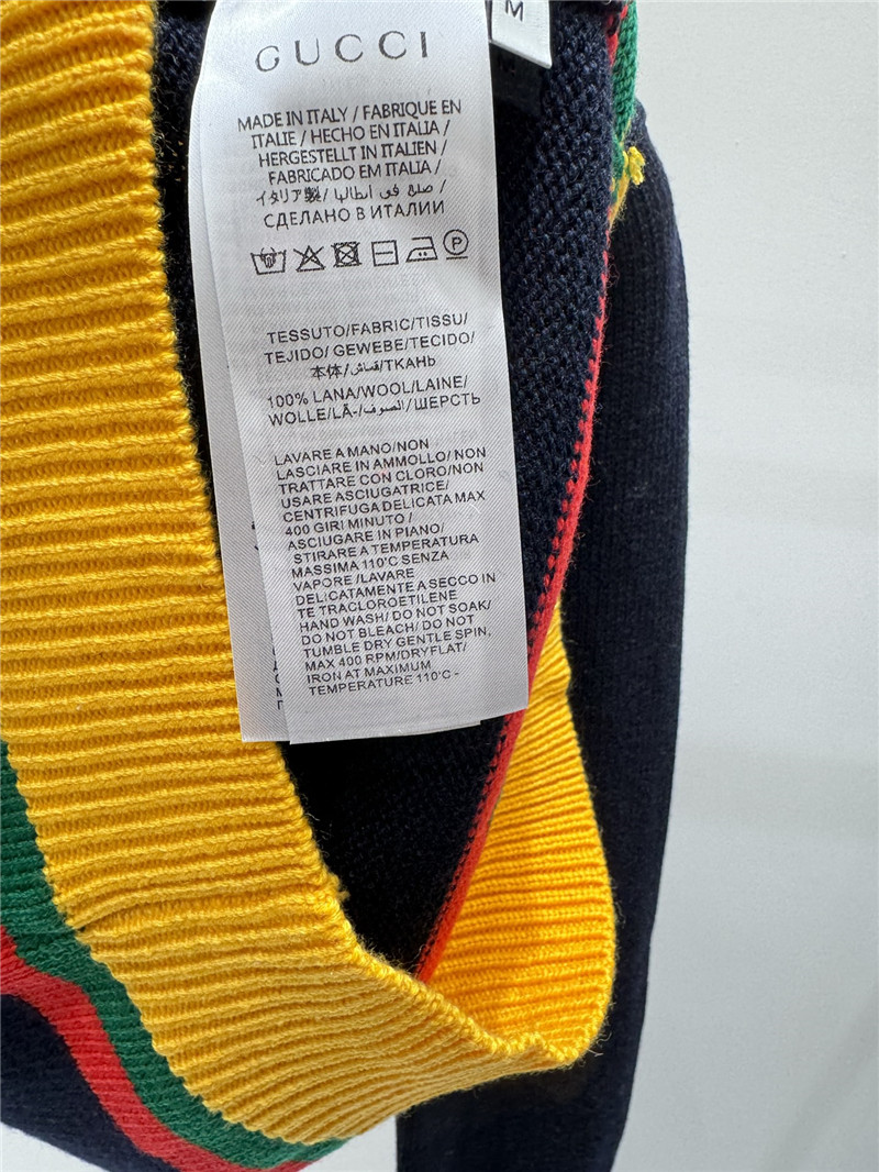 Gvc*1 logo knitted sweater in navy