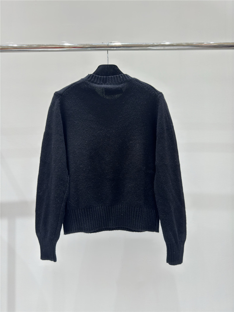 Gvc*1 logo embroidered knitted sweater in navy