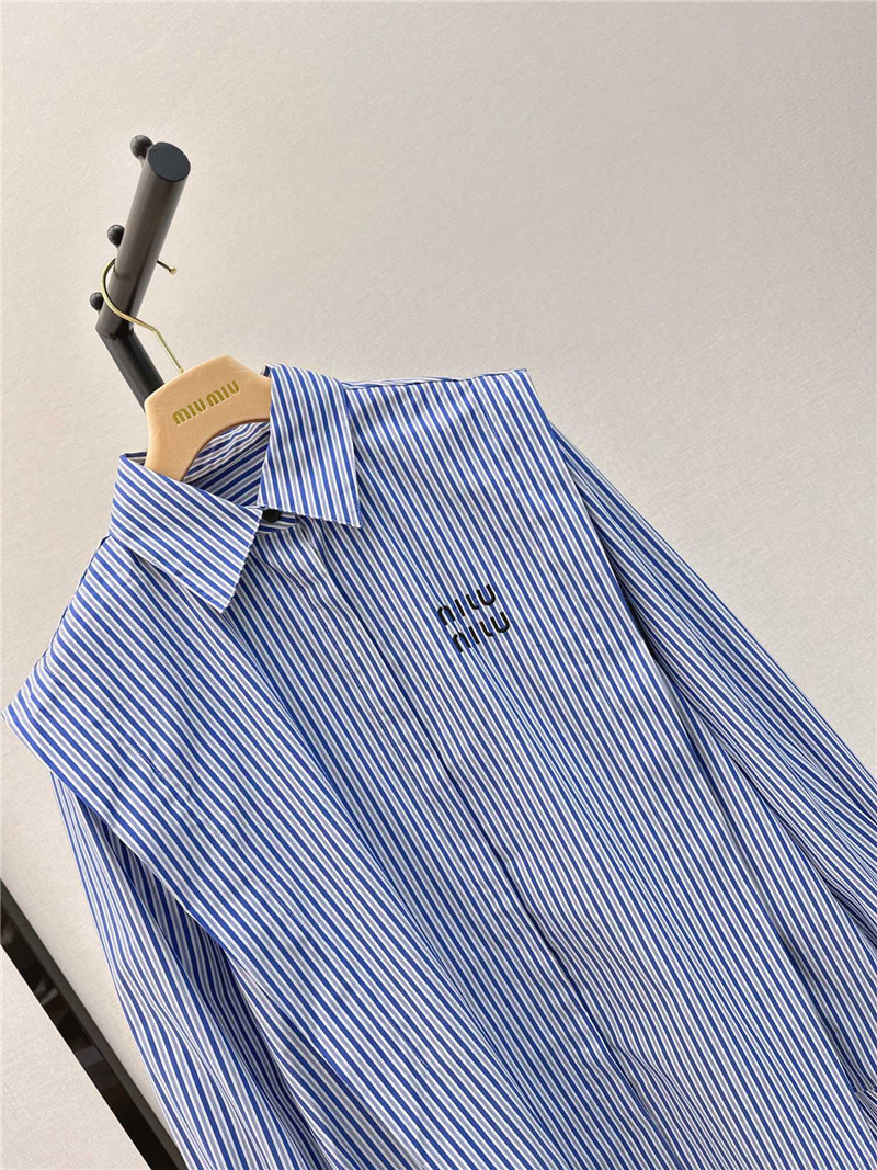 miumiu loose silhouette design shirt