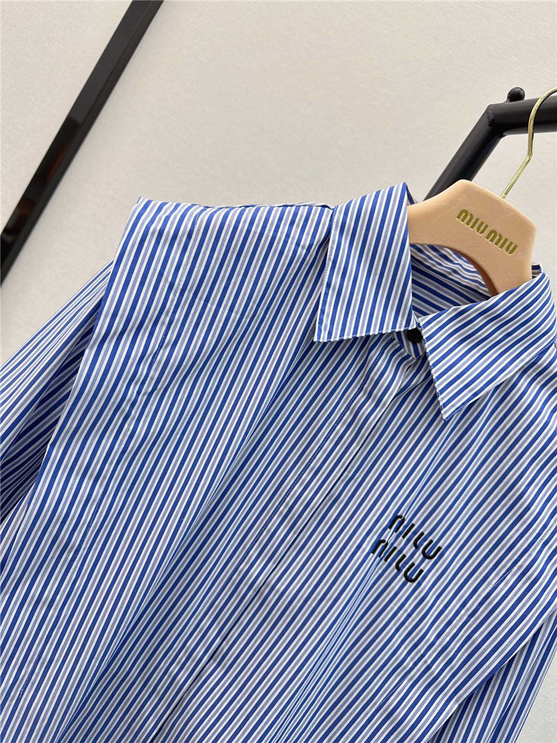 miumiu loose silhouette design shirt