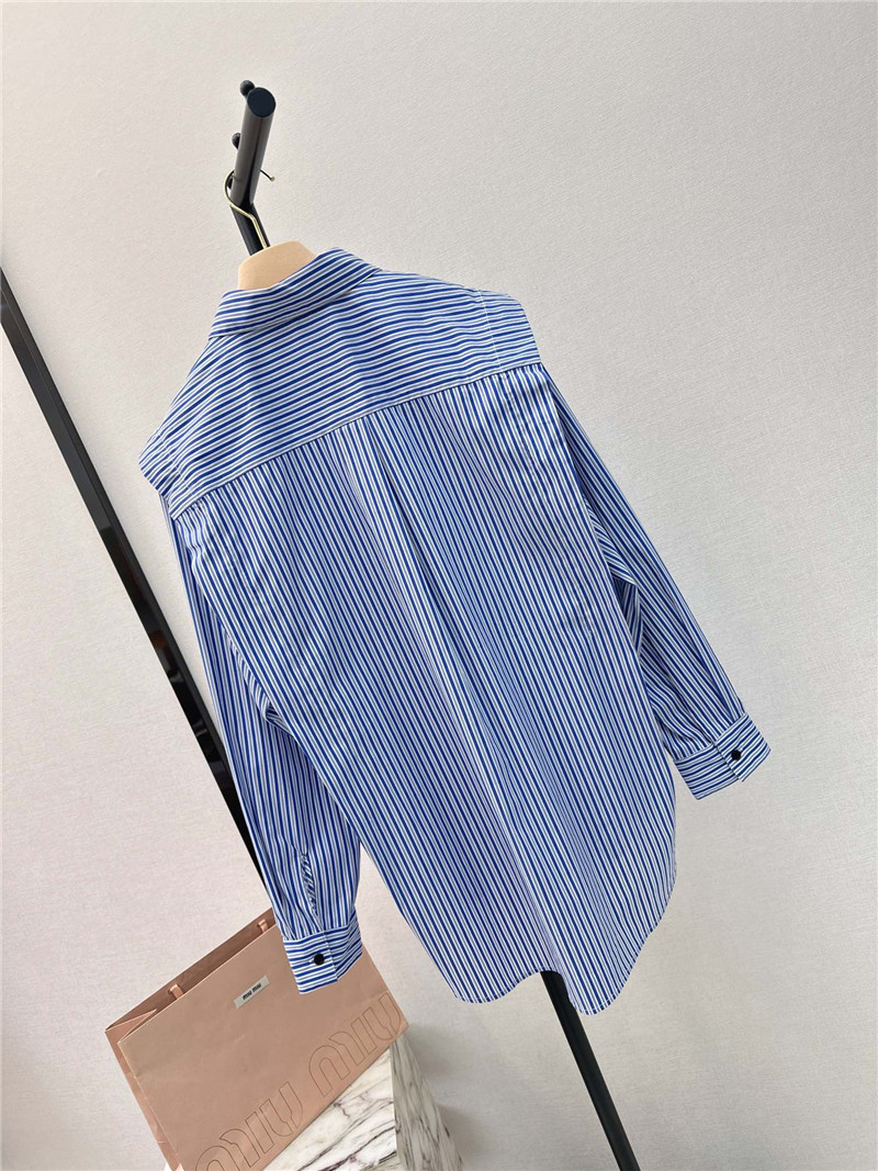 miumiu loose silhouette design shirt