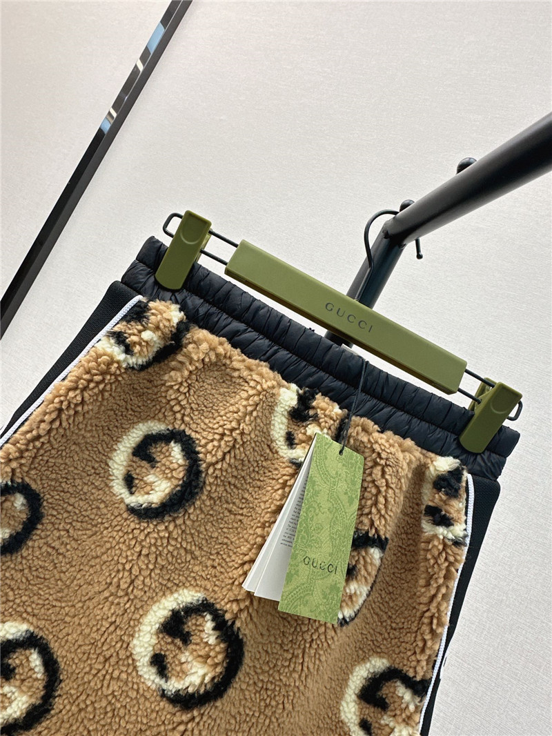 Gvc*1 lamb wool skirt