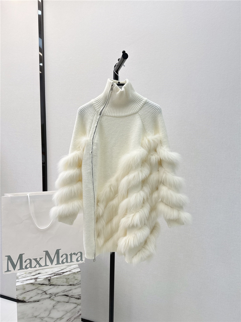 Vanitoo Faux Fur Turtleneck Sweater White