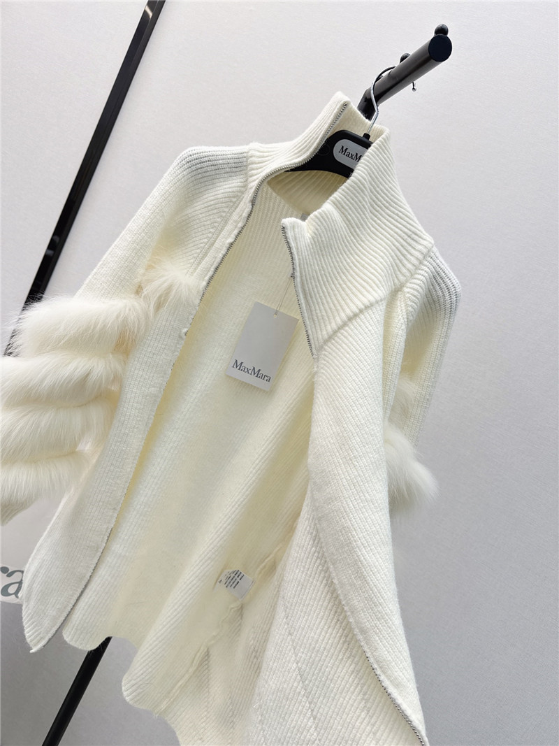 Vanitoo Faux Fur Turtleneck Sweater White