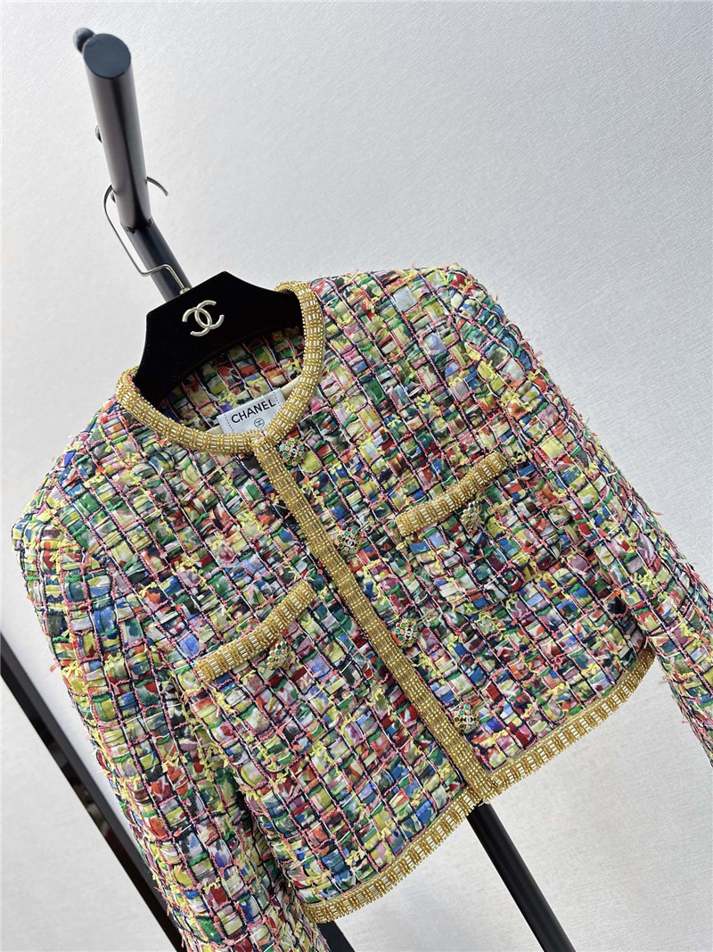 Ch**el new round neck gold short coat