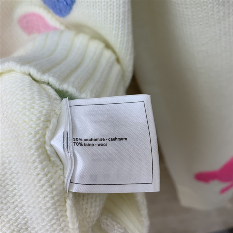 Ch**el colorful logo v-neck cardigan white