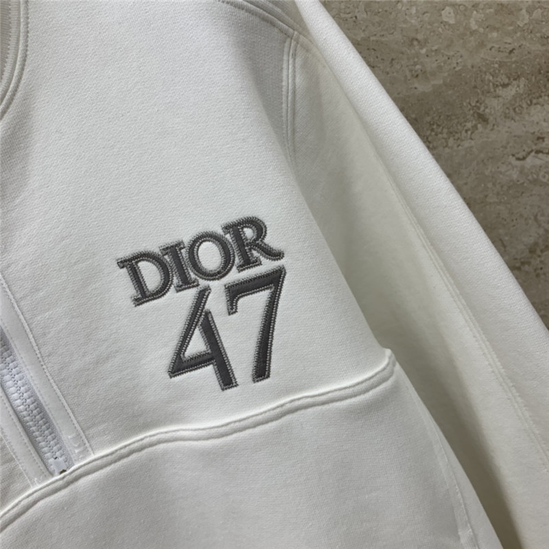 D10r sports velvet embroidered sports suit