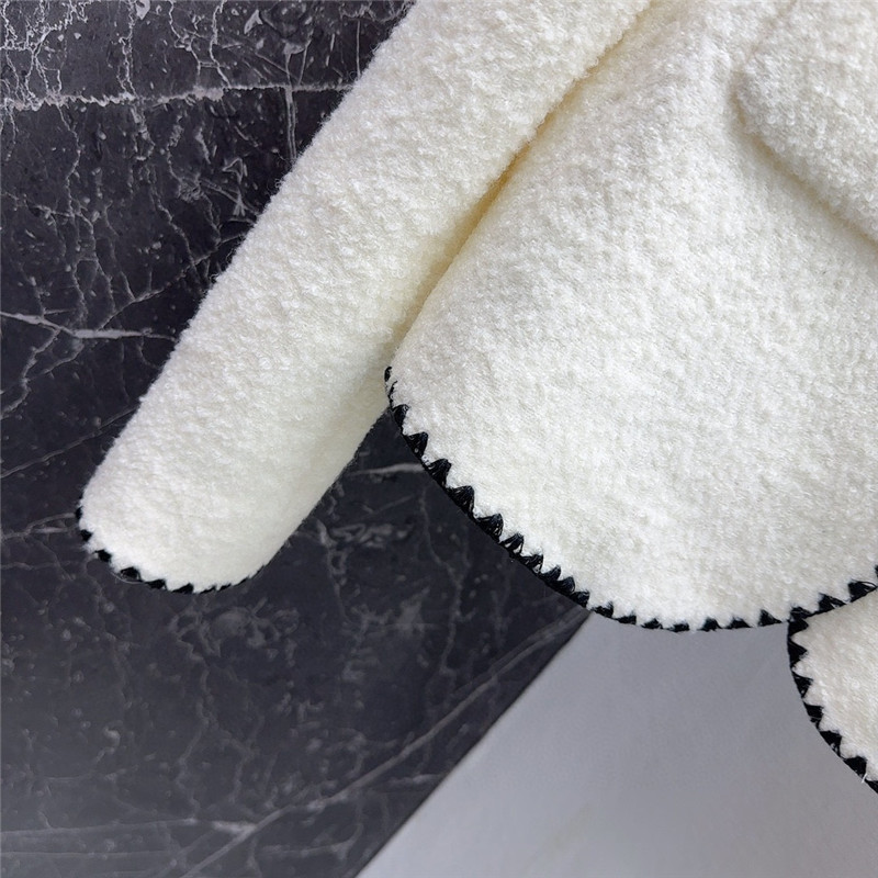 D10r wool jacket with contrast embroidered trim