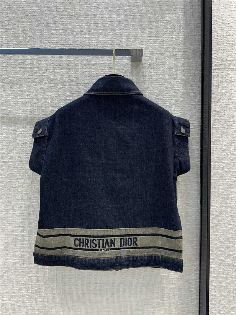 D10r silhouette denim vest