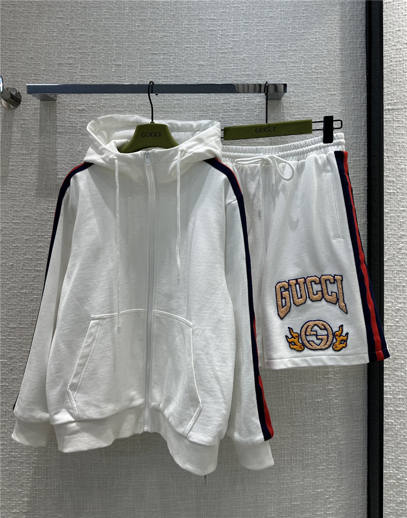 Gucci American college style retro sports suit