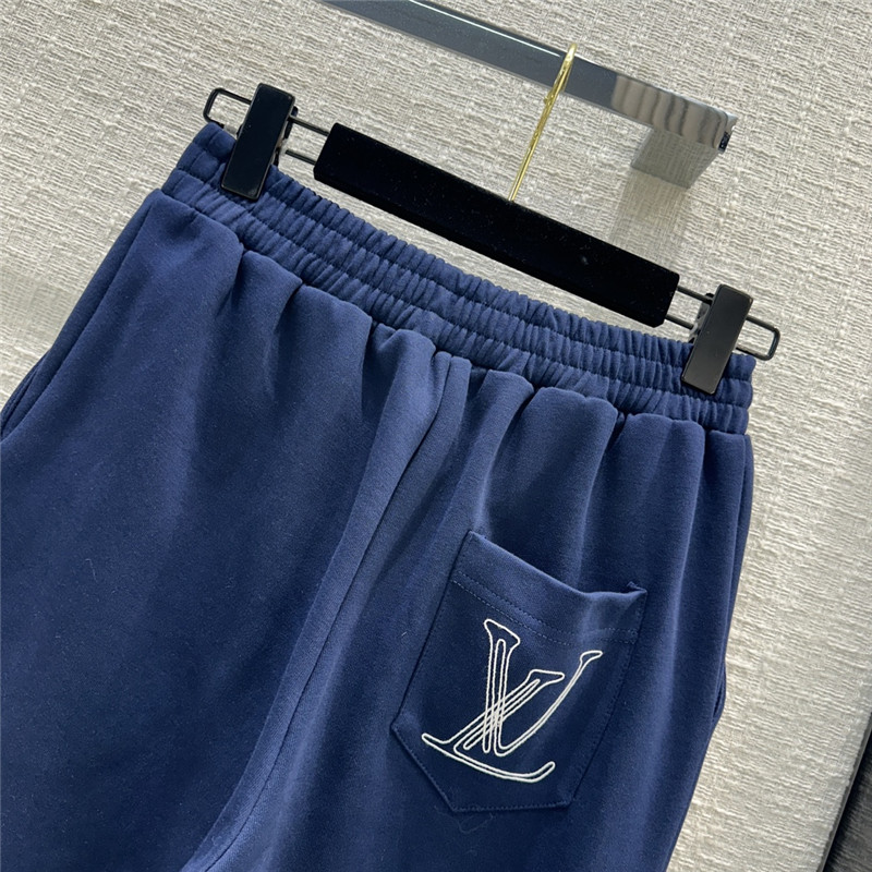 l0vis Vvtt0n lv sports sweatshirt suit