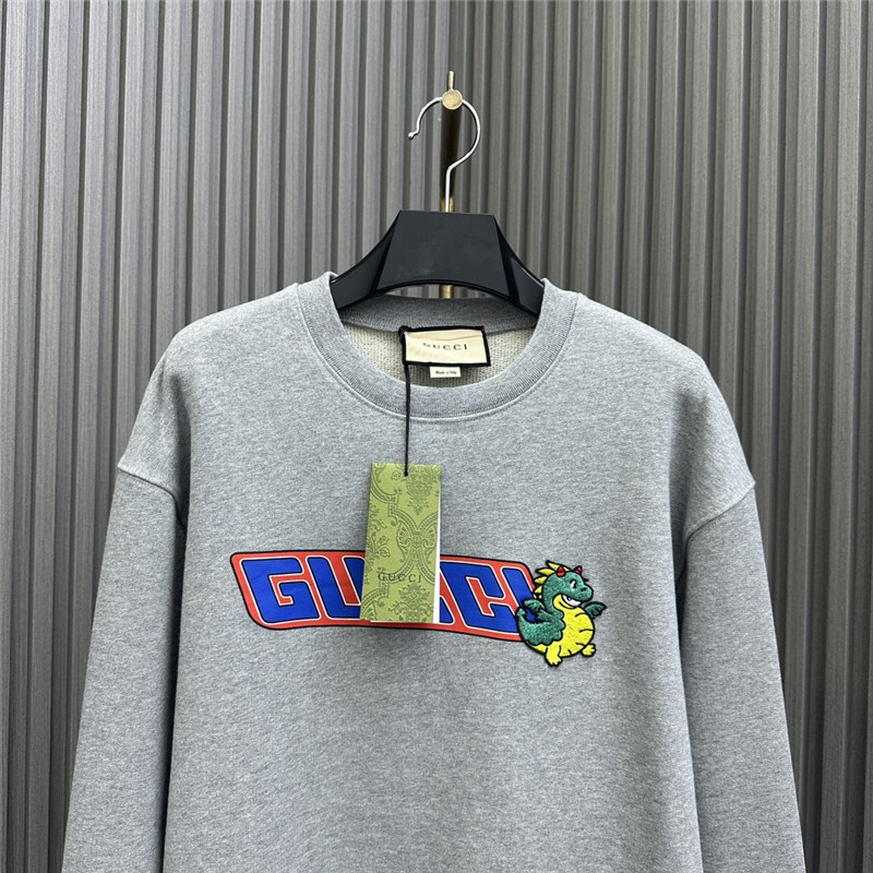 Gvc*1 logo crew neck sweatshirt