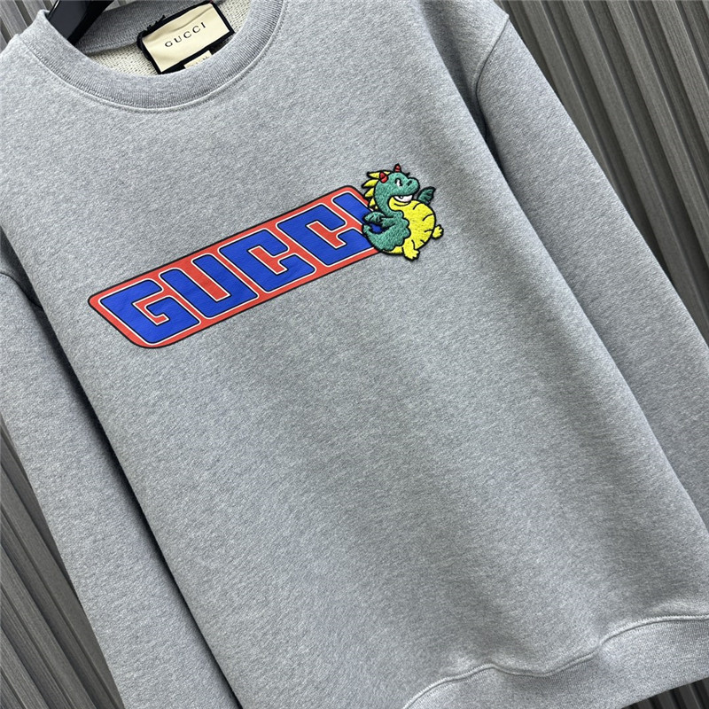 Gvc*1 logo crew neck sweatshirt