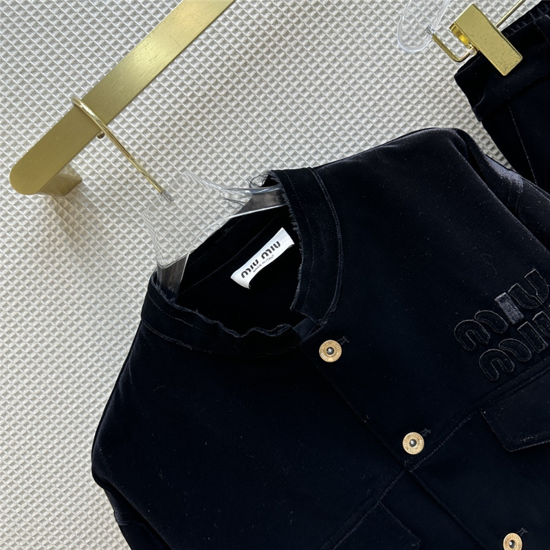 M1um1u velvet fur-trimmed top + wide-leg pants set