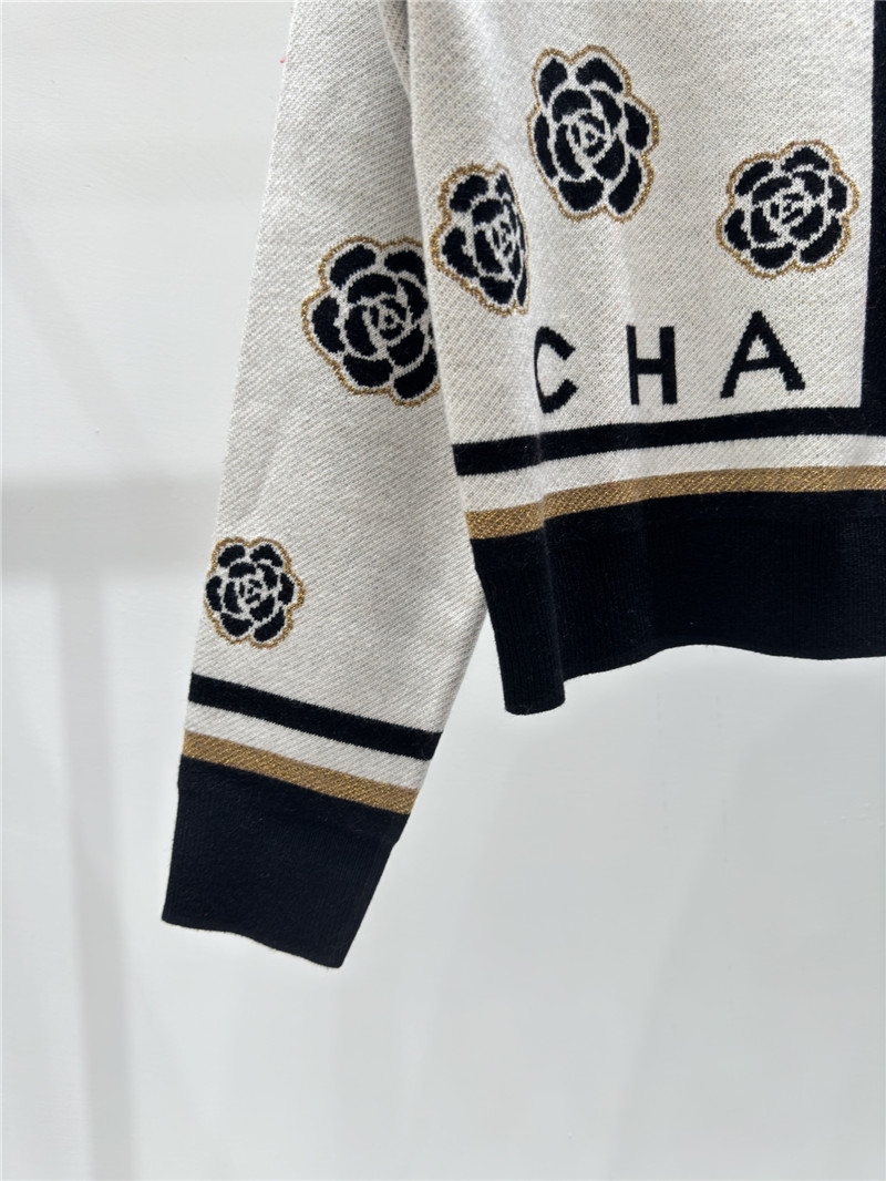 Ch**el logo flower knitted sweater