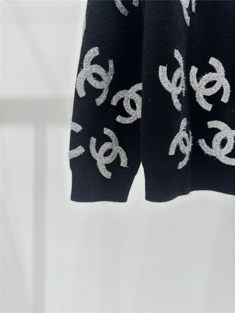 Ch**el contrast letter v-neck knitted cardigan jacket