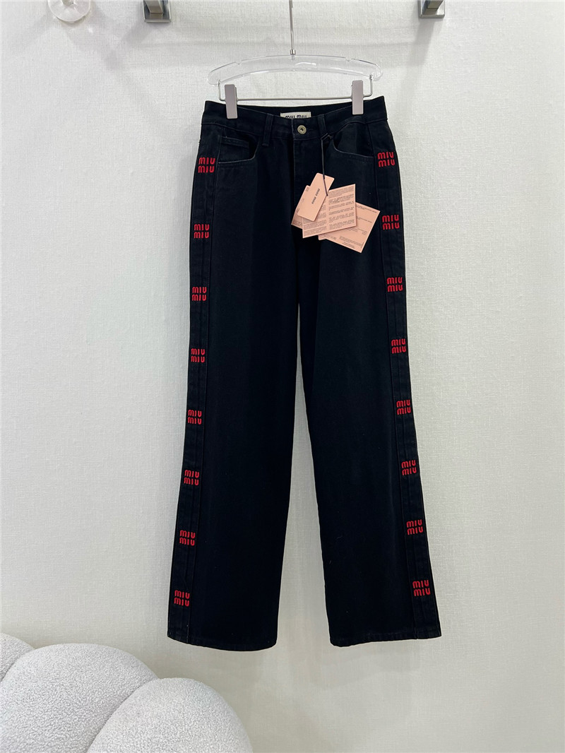 miumiu embroidered letter LOGO trousers on the side