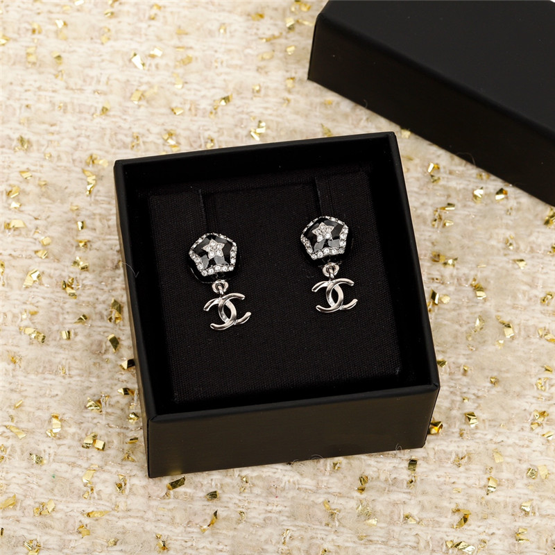 Chanel Pentagon Double C earrings
