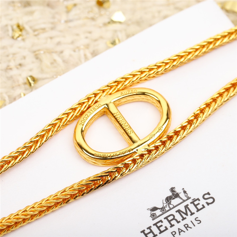 H**me5 pork nose bracelet