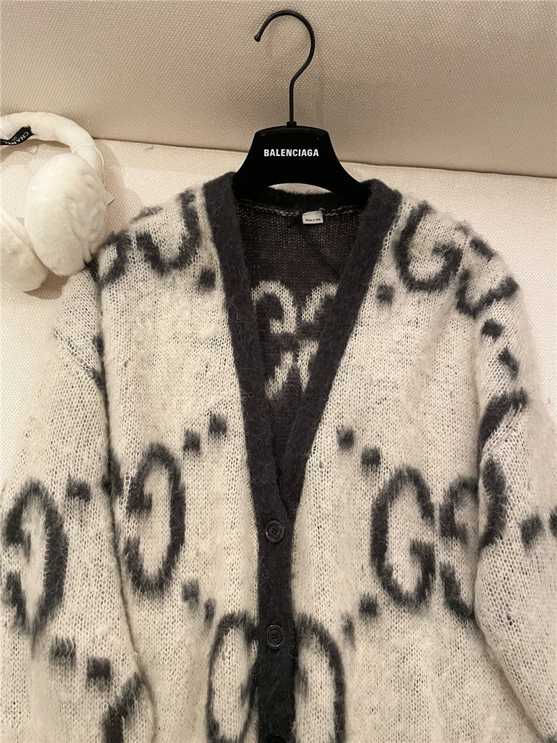 Gvc*1 jacquard gg mohair cardigan beige