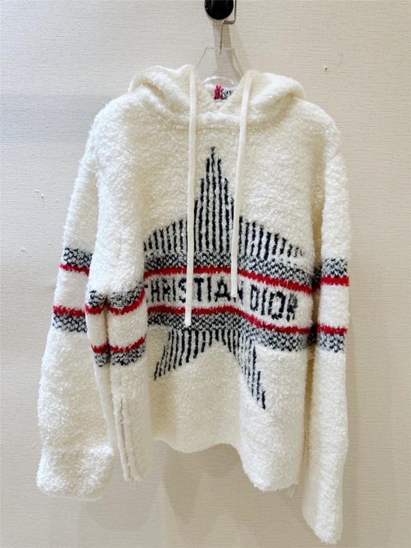 D10r white embroidered star logo hoodie