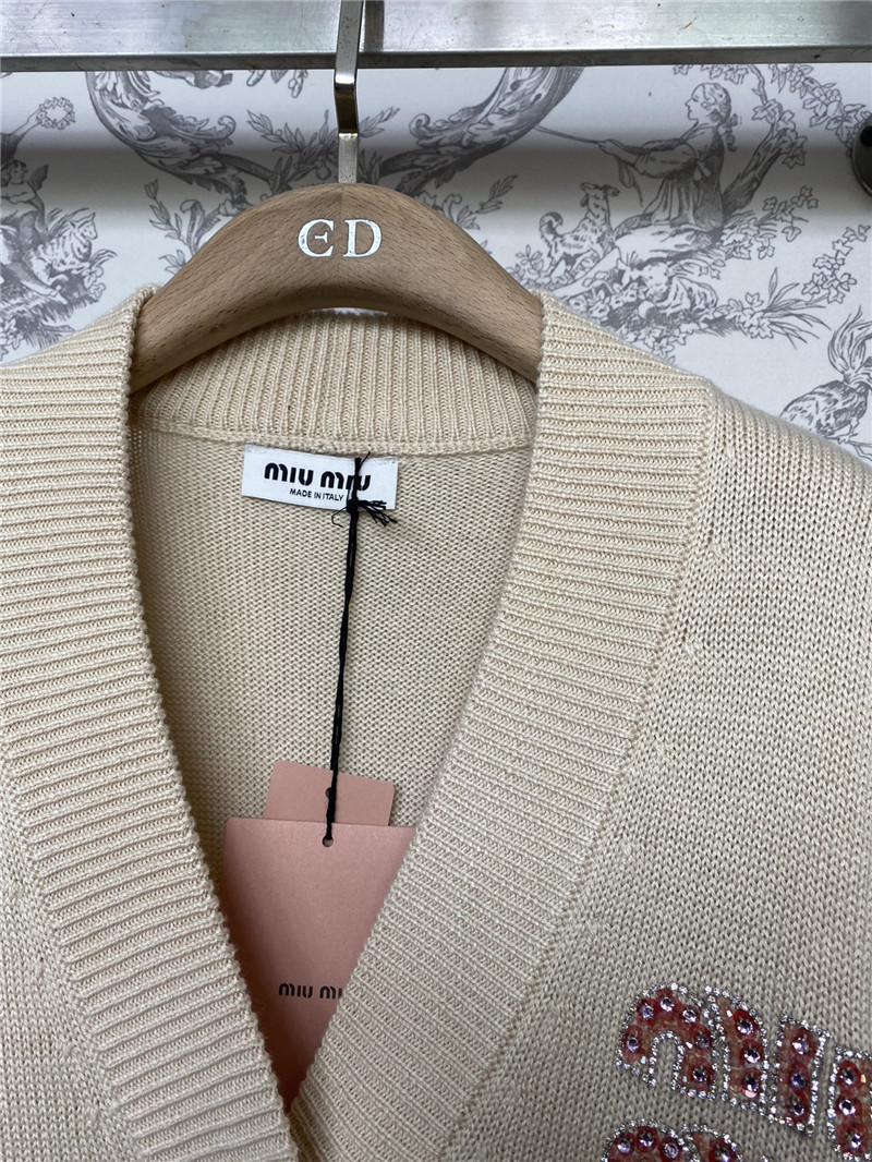 miumiu new V-neck knitted cardigan