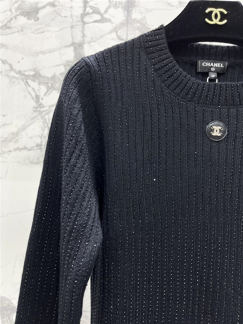 Ch**el logo crew neck sweater in navy