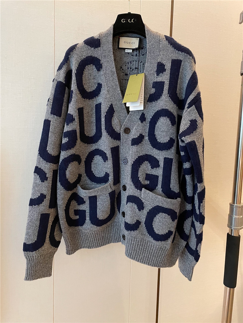Gucci Logo Intarsia Button-Up Cardigan
