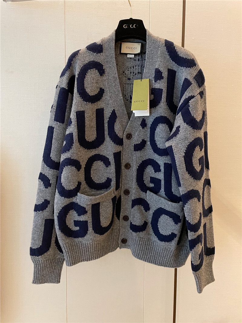 Gucci Logo Intarsia Button-Up Cardigan