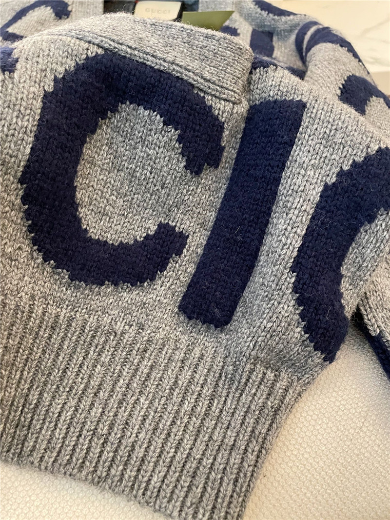 Gucci Logo Intarsia Button-Up Cardigan