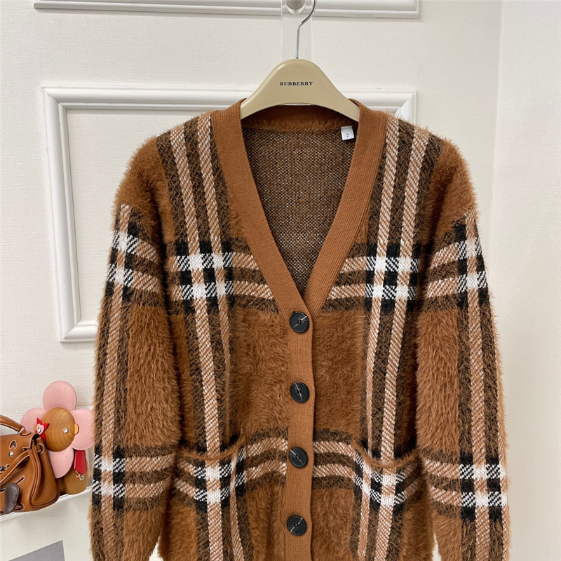 Bv*b*rry classic checked cardigan