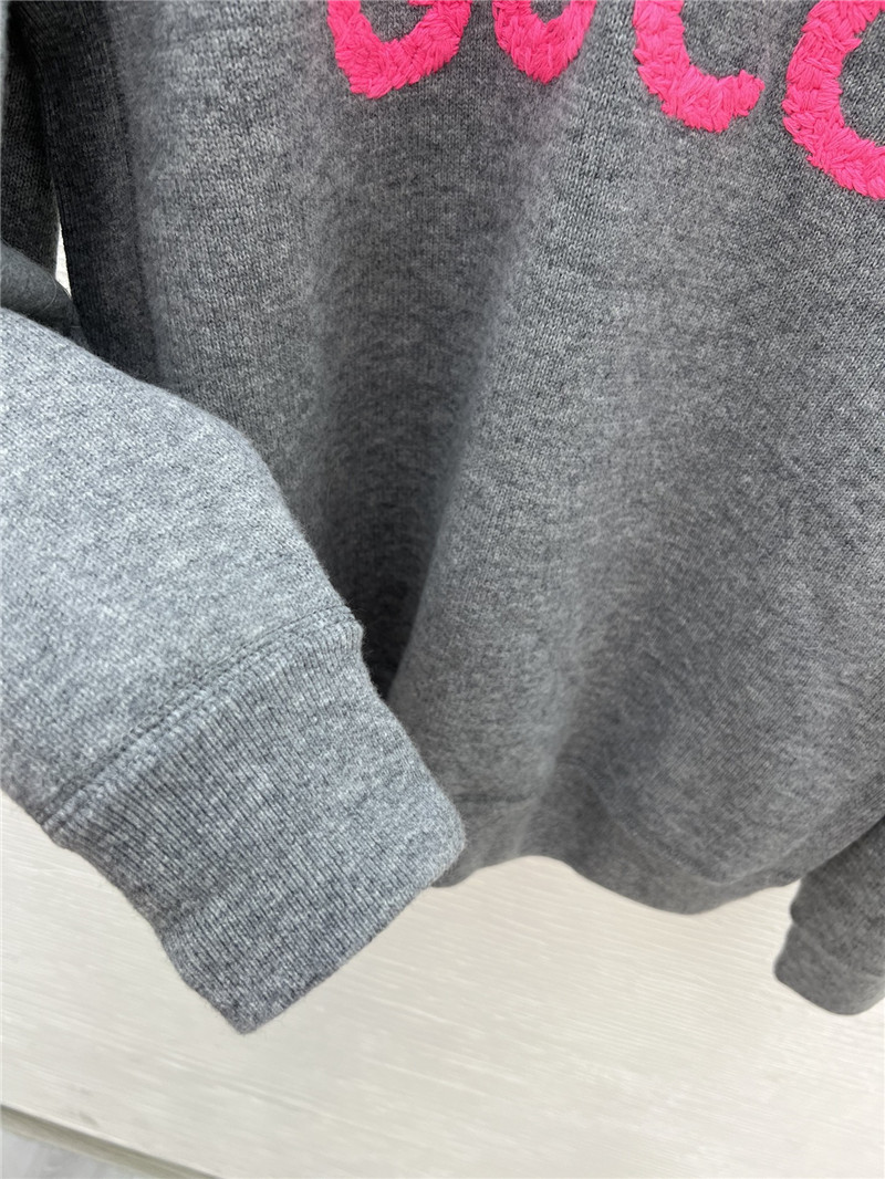 Gvc*1 logo hooded sweatshirt