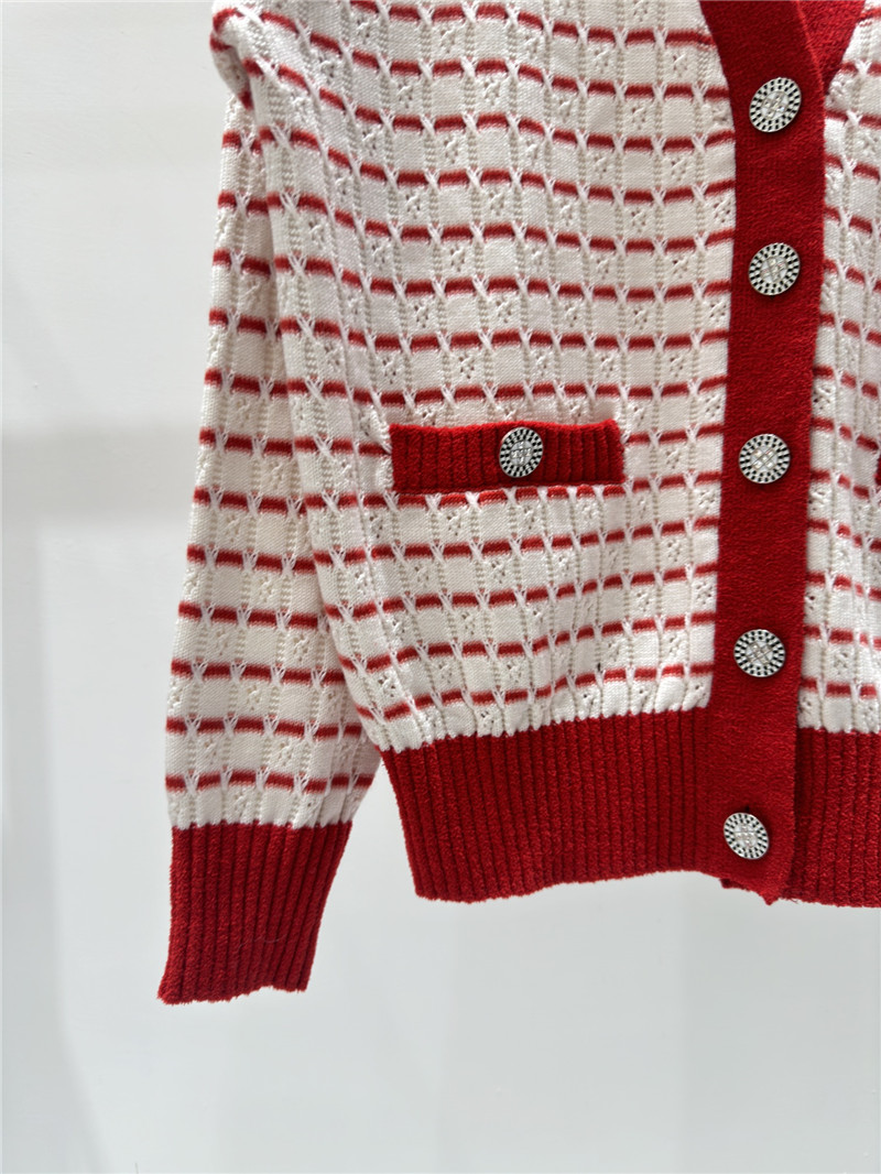 Ch**el plaid v-neck knitted cardigan