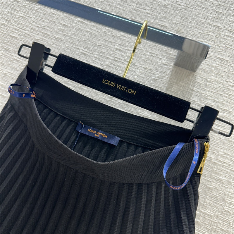 louis vuitton LV new black pleated long skirt