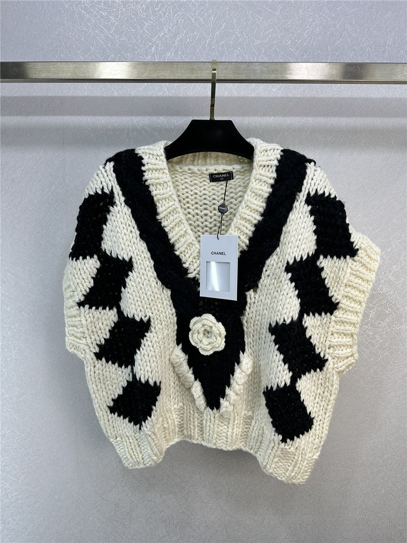 Chanel Diamond Loose Knit Vest