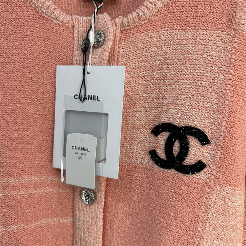 Ch**el logo plaid knitted cardigan