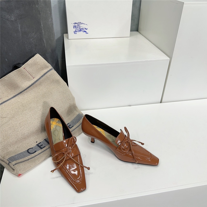 Burberry retro empty toe half drag