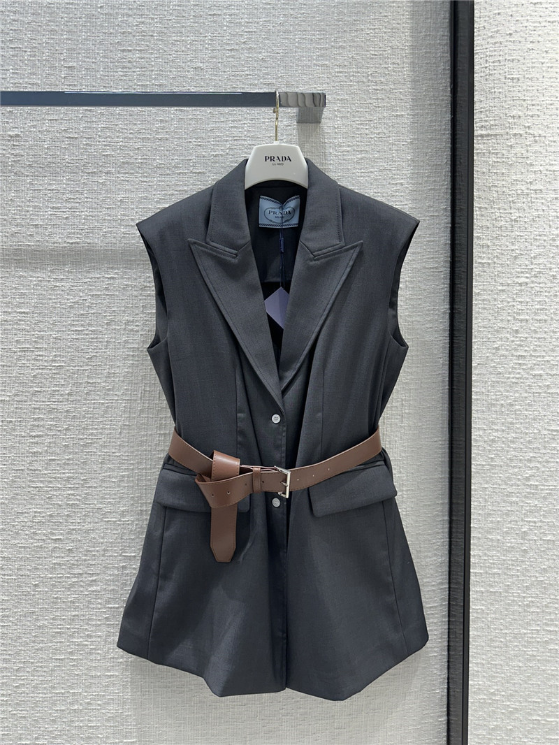 prada premium gray vest shorts suit