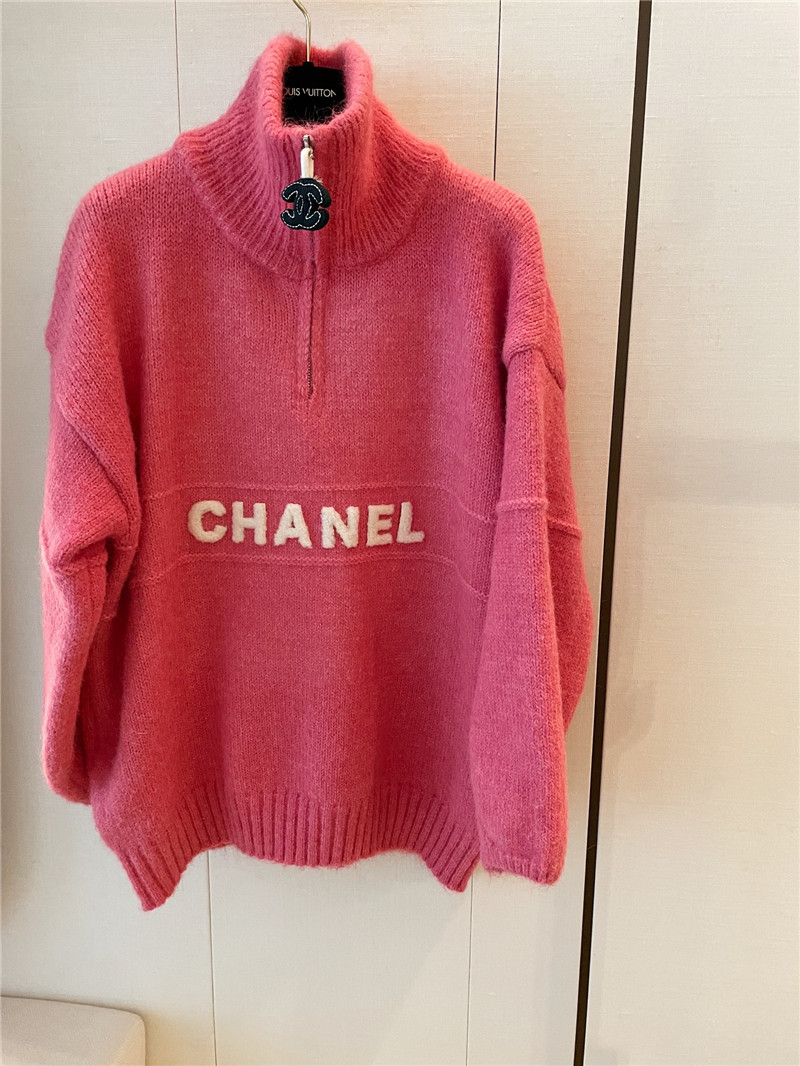 Chanel Logo Turtleneck Loose Sweater Pink