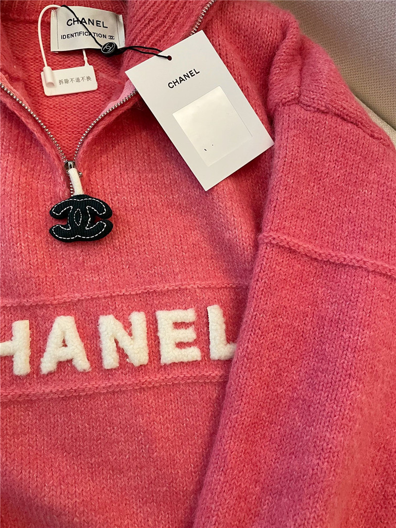 Ch**el logo turtleneck loose sweater pink