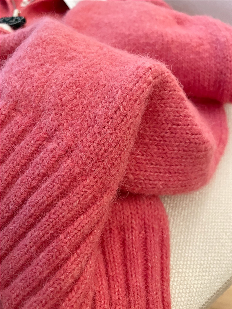 Ch**el logo turtleneck loose sweater pink