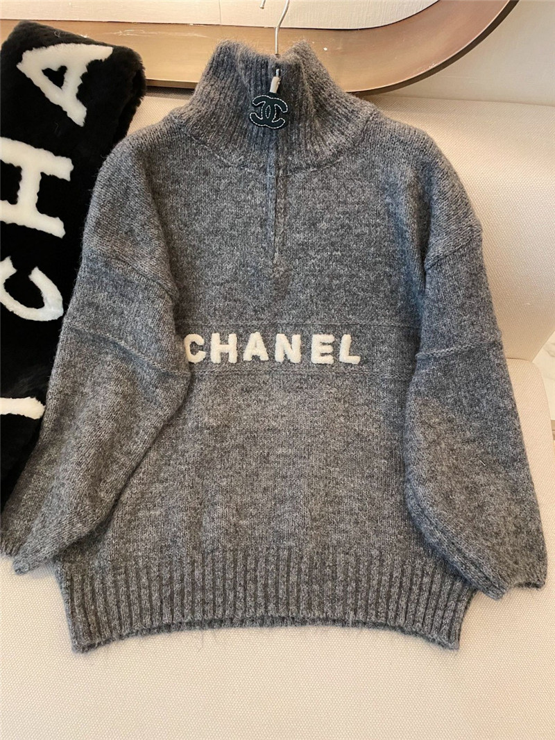 Chanel Logo Turtleneck Loose Sweater Grey