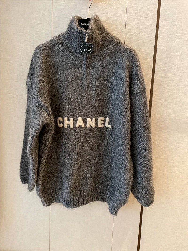 Chanel Logo Turtleneck Loose Sweater Grey